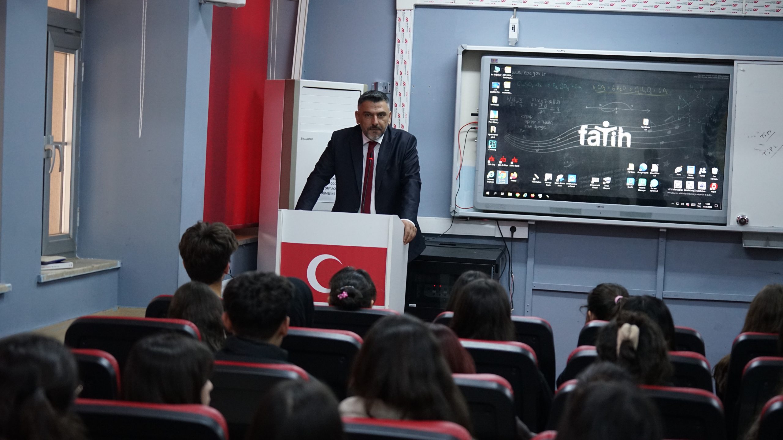 GGC Başkanı Bozarslan öğrencilerle buluştu