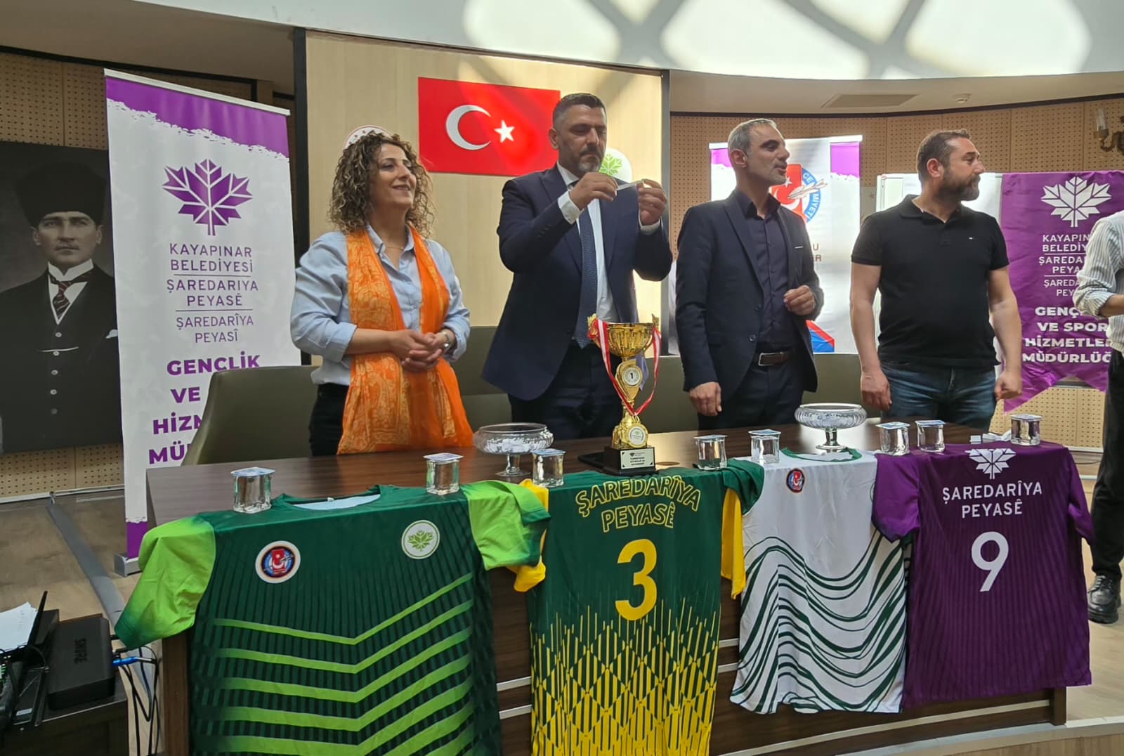 Kayapınar Belediyesi ve GGC Futbol Turnuvası Kura Çekimi Yapıldı